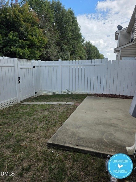 Building Photo - 210 Leighann Ridge Ln