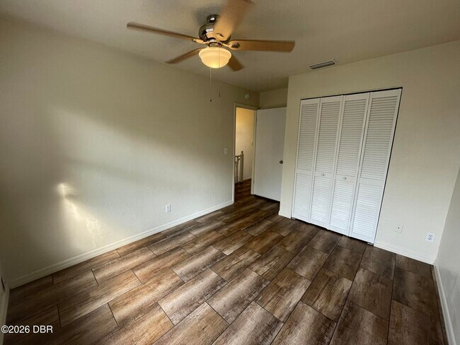 Building Photo - 1 Fair Oaks Cir