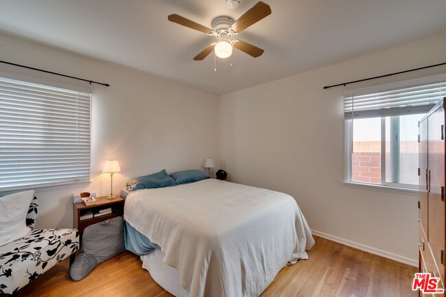 Building Photo - 8305 Colegio Dr