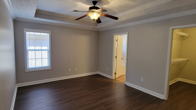 Building Photo - Doublecreek Subdivision