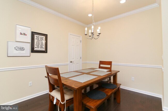 Building Photo - 5322 Palomino Ct