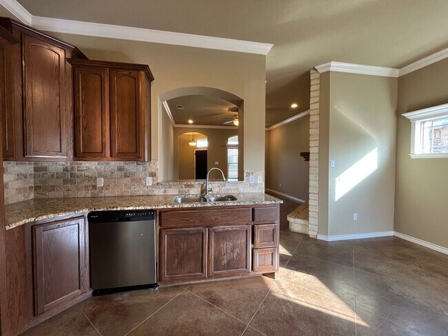Building Photo - 3137 Silver Saddle Dr
