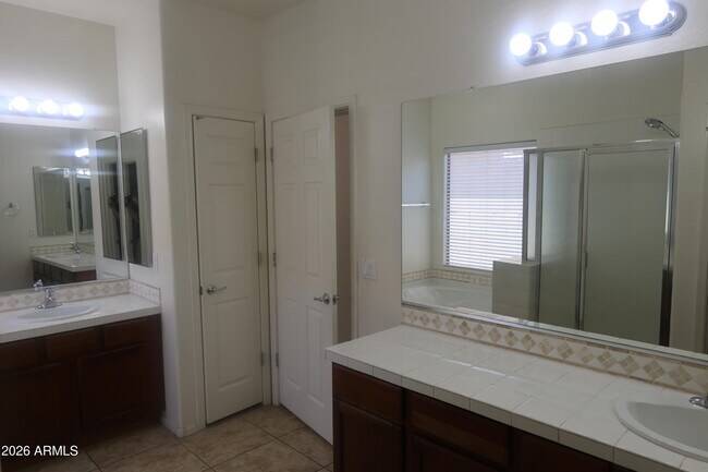 Building Photo - 5316 W El Cortez Trail
