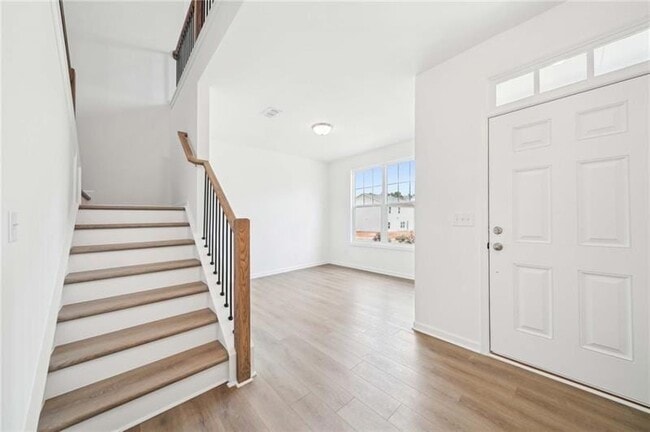 Building Photo - 536 Silverleaf Trl
