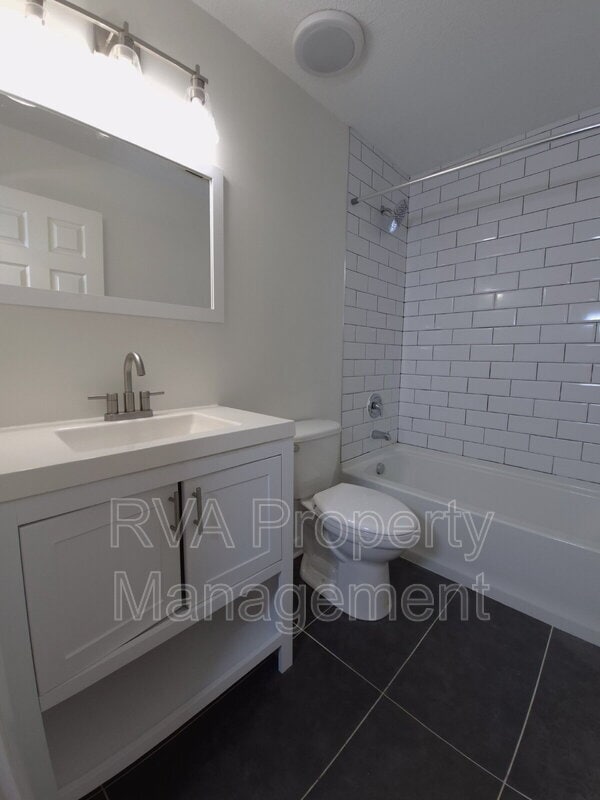 Building Photo - 1409 Gambrel Dr