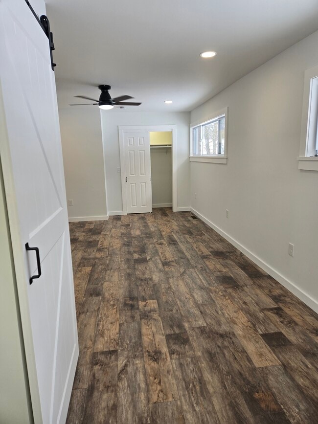 Building Photo - 111 Zandhoek Rd