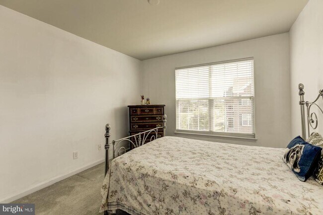 Building Photo - 43531 Heritage Gap Terrace