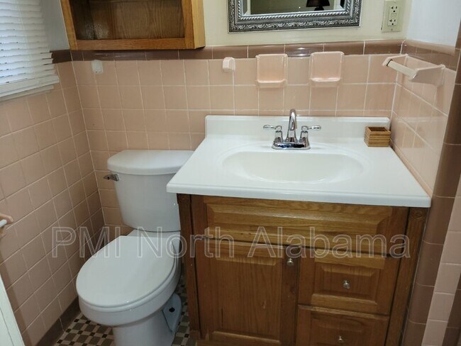 Building Photo - 3503 Crestmore Cir NW