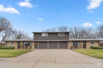 Building Photo - 537-541 N Edgelawn Dr