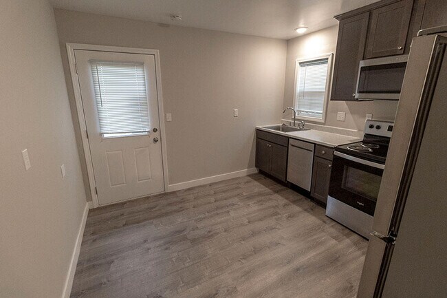 Building Photo - 3608 Greeley Dr