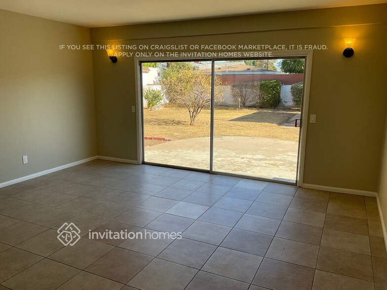 Building Photo - 6056 Bellaire Ave