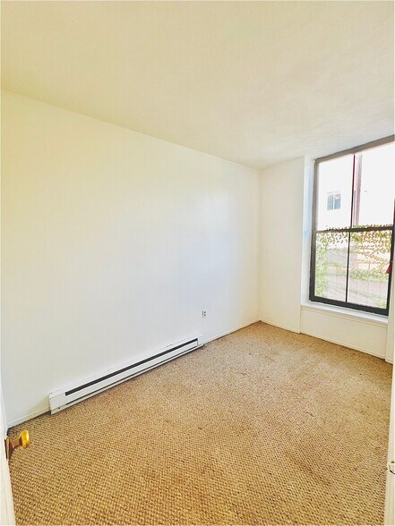 Building Photo - 556 Columbus Ave