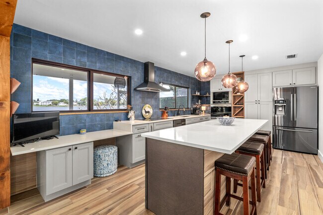 Building Photo - 1742 Harborside Cir