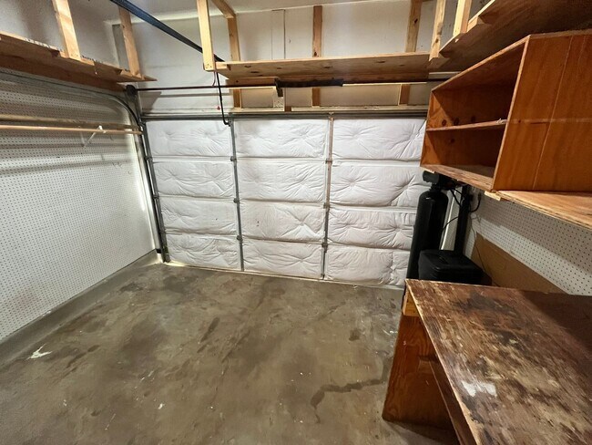 Building Photo - 7339 Hunters Land