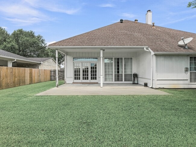 Building Photo - 2107 Ave K