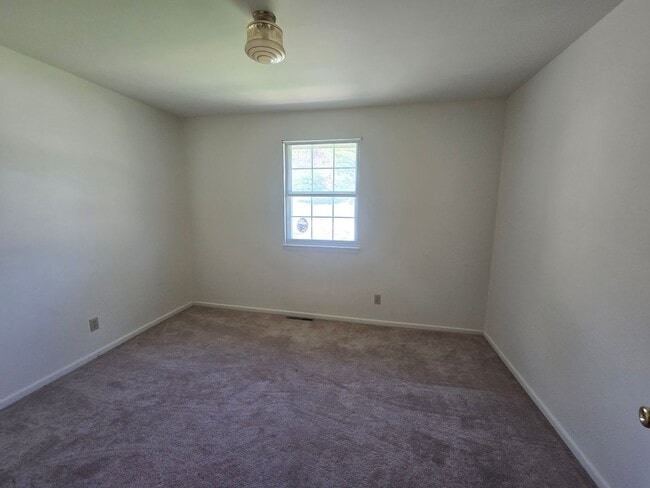 Building Photo - 1415 Robert St