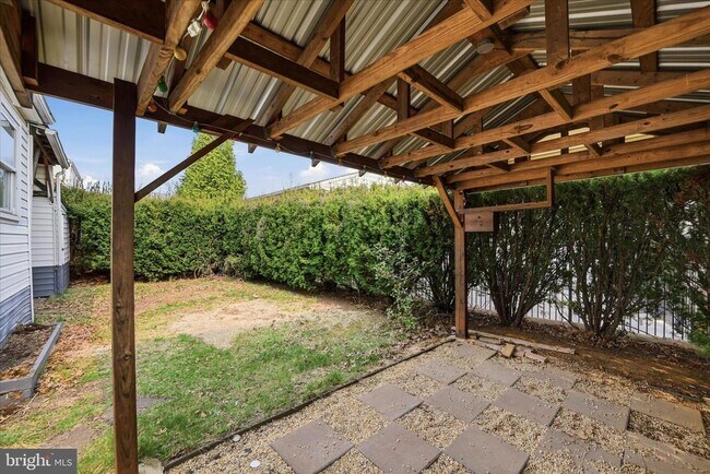 Building Photo - 508 Dunlap St