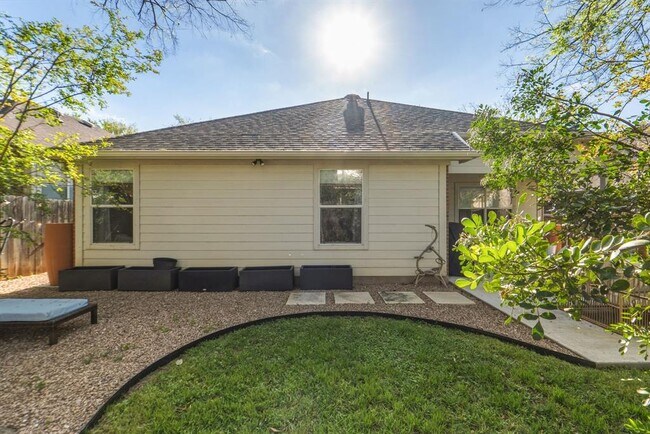 Building Photo - 10204 Wind Cave Trail