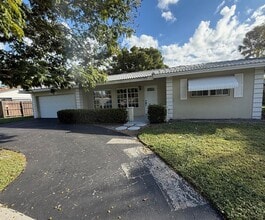 Building Photo - 1424 SE 12th Ave