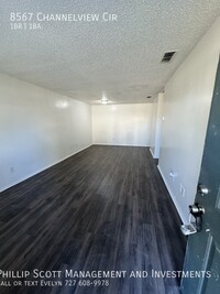 Building Photo - 8567 Channelview Cir