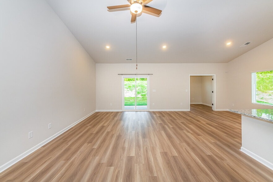 Building Photo - 90 Neuse Holw Ct