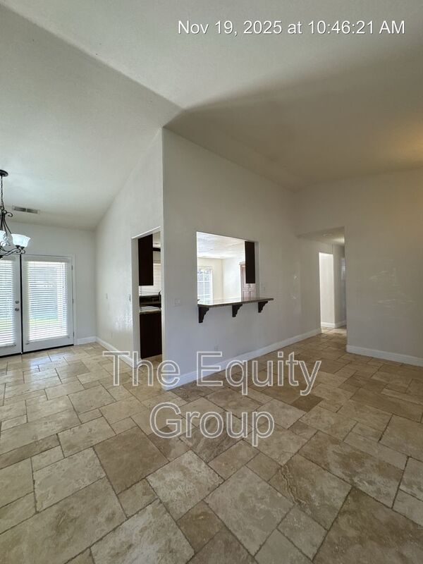 Building Photo - 4909 W Leighson Ave