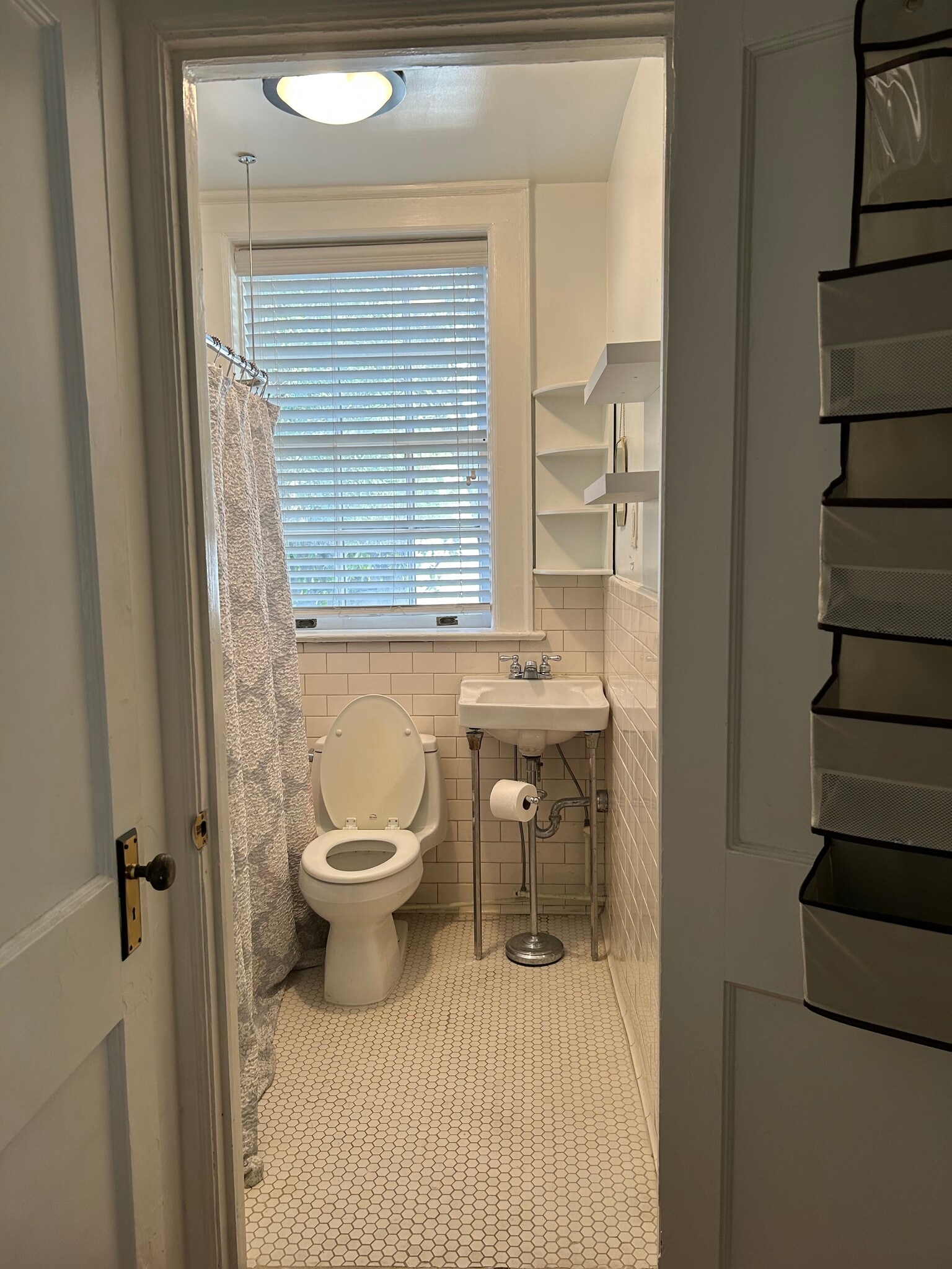 Building Photo - 61 16th St NE