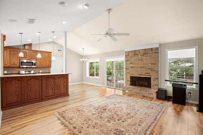 Building Photo - 11604 Windermere Meadows