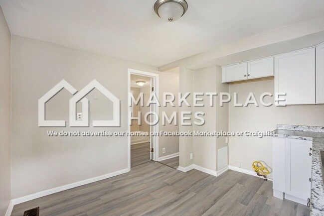 Building Photo - 8242 Jackson Ave