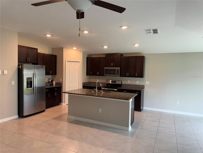 Building Photo - 13204 Great Plns Dr