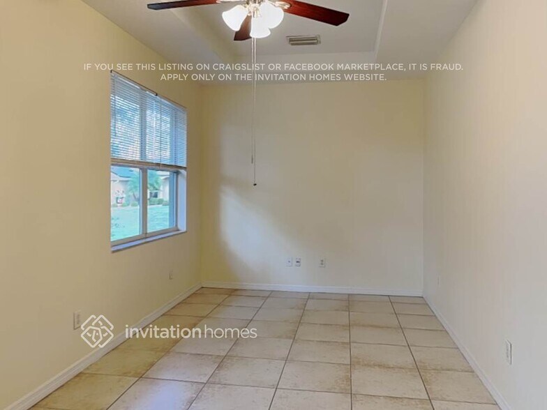 Building Photo - 3025 Dalhart Ave