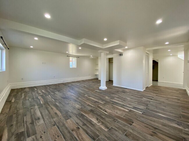 Building Photo - Remodeled 3BR, 2BA with Orchard, Garage & ...