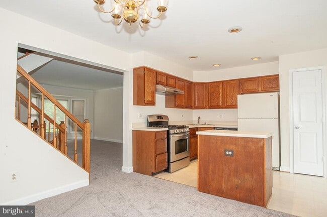 Building Photo - 6071 Joust Ln