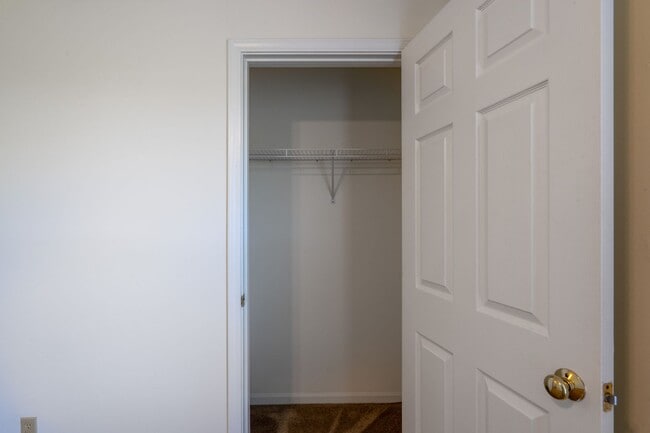 Building Photo - 3515-3517 Prescott Dr.