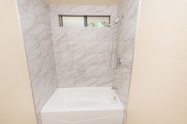 Building Photo - 1357-59 Marline Ave