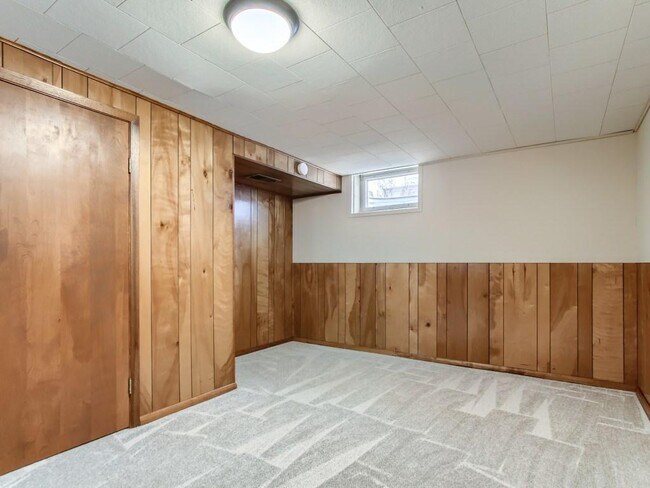 Building Photo - 12625 Monterey Ave S