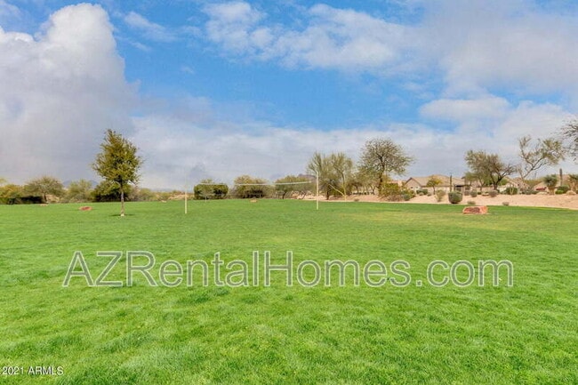 Building Photo - 3618 N Santiago Cir