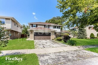 Building Photo - 15906 Avalon Ave