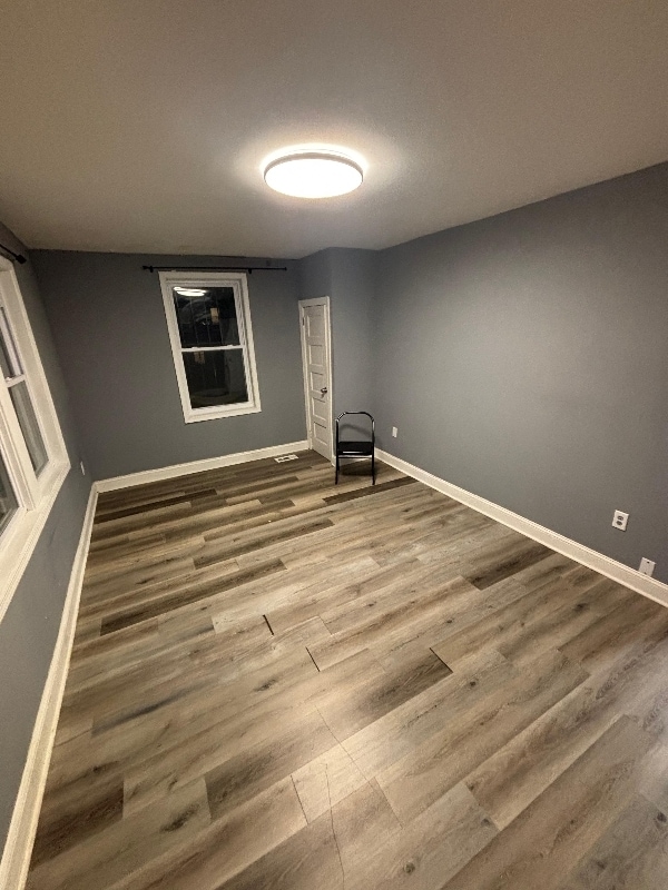 Building Photo - 2401 S 54th St