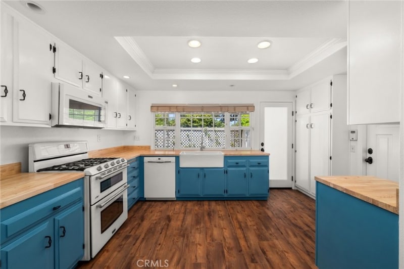 Building Photo - 3332 N Cottonwood St