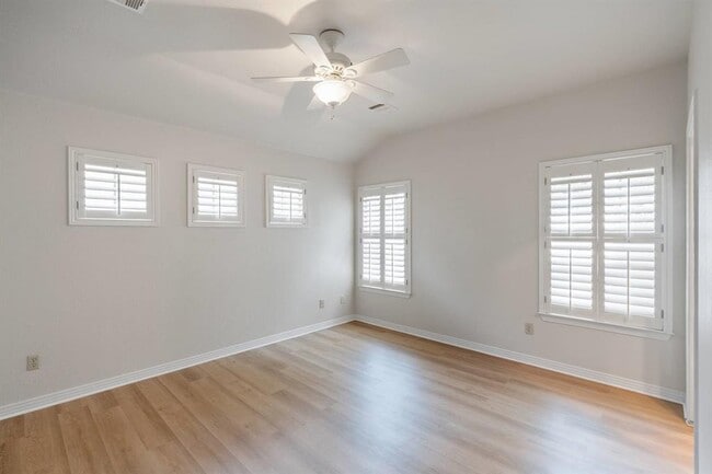 Building Photo - 13604 Caldwell Dr