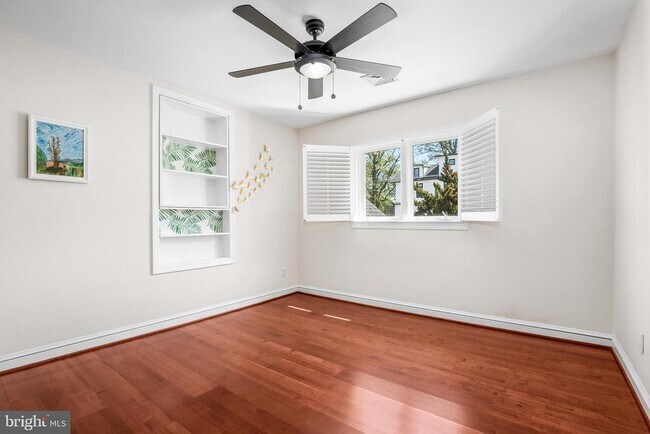 Building Photo - 2238 Meridian St