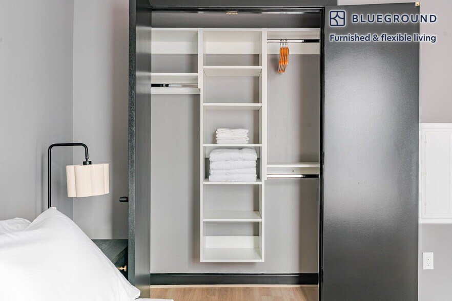 Building Photo - 1313 L St NW