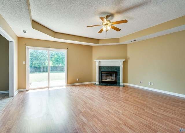 Building Photo - 206 Maddux Ct