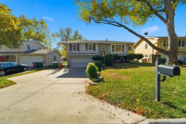 Primary Photo - 6502 Allison Ave