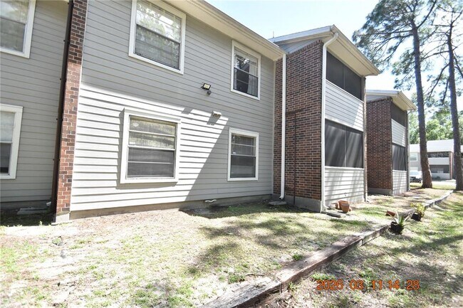 Building Photo - 1400 Gandy Blvd N