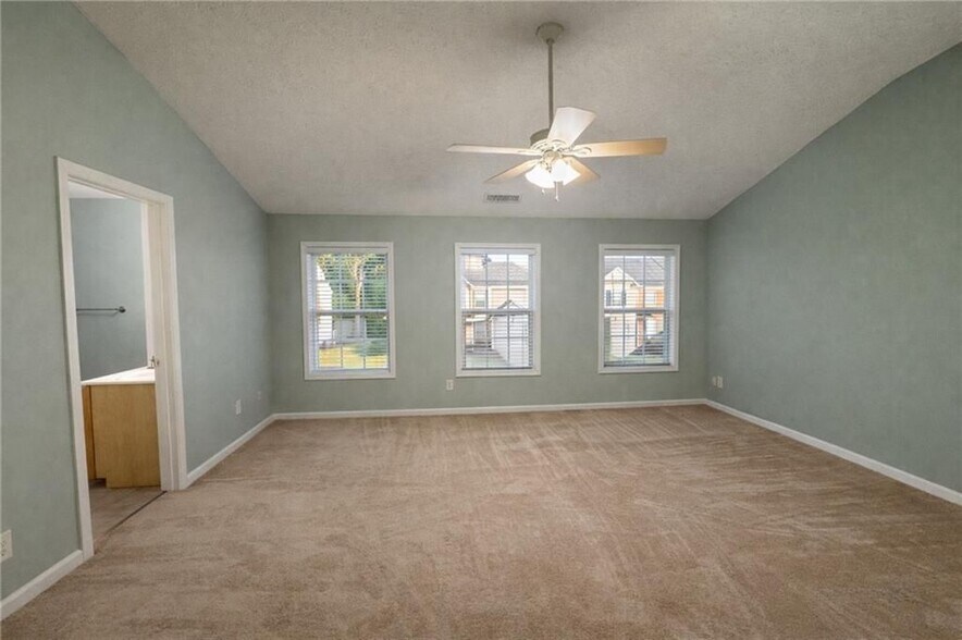 Building Photo - 3075 Kentmere Dr