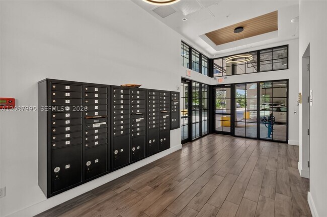Building Photo - 4100 SW 64th Ave