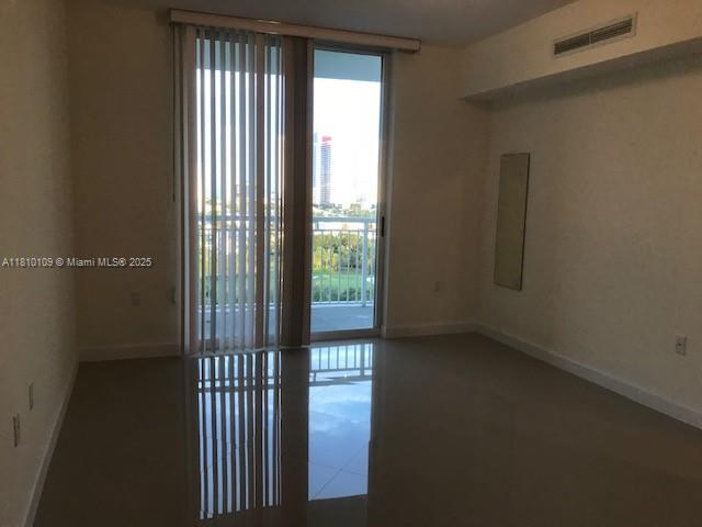 Building Photo - 1745 E Hallandale Beach Blvd