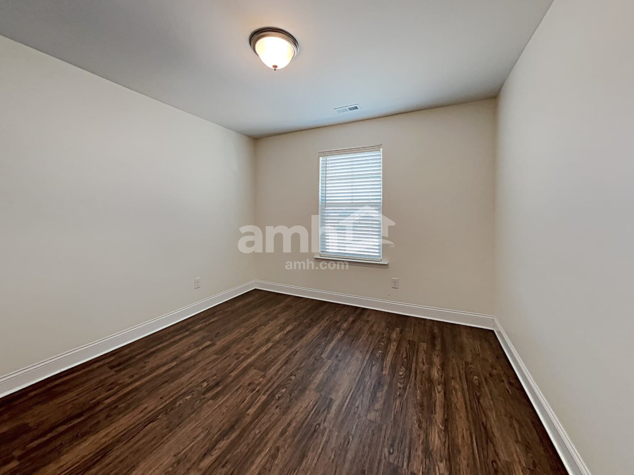 Building Photo - 115 Samara Ln